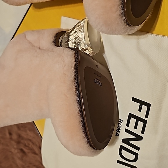 Fendi Yeti Ice Shearling Baby Pink Fuzzy Boots 🩷🎀🩷 - Picture 7 of 12